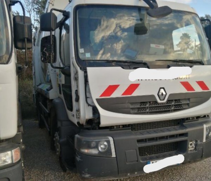 Renault Premium 320 